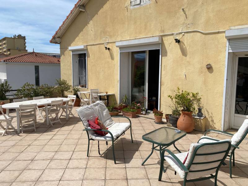 Appartement 13009 Sainte Marguerite Terrasse 70 m²