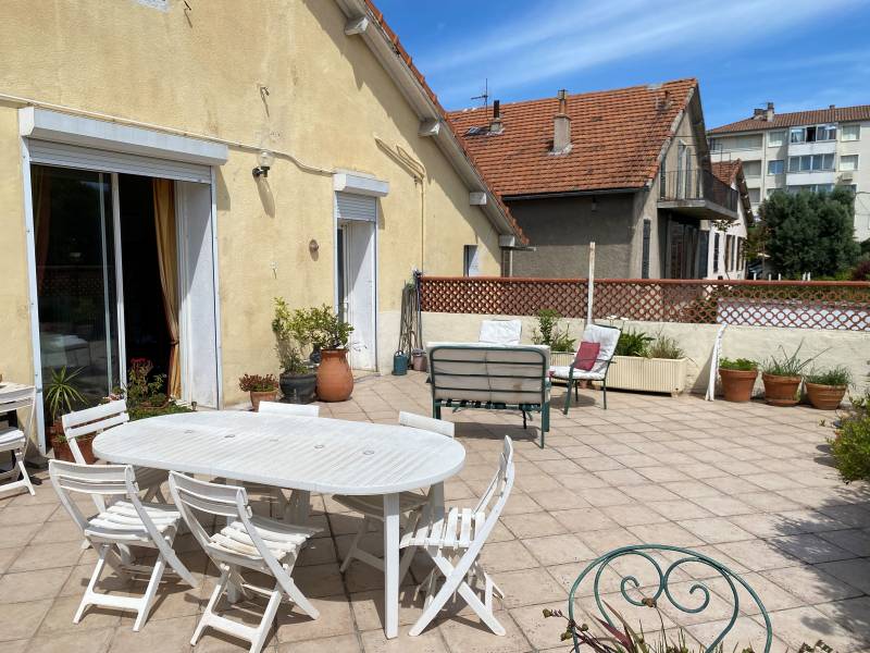 Appartement 13009 Sainte Marguerite Terrasse 70 m²