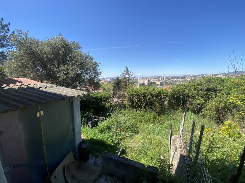 maison + appartement indépendant 13010 Marseille Hauts de Saint Loup A rénover